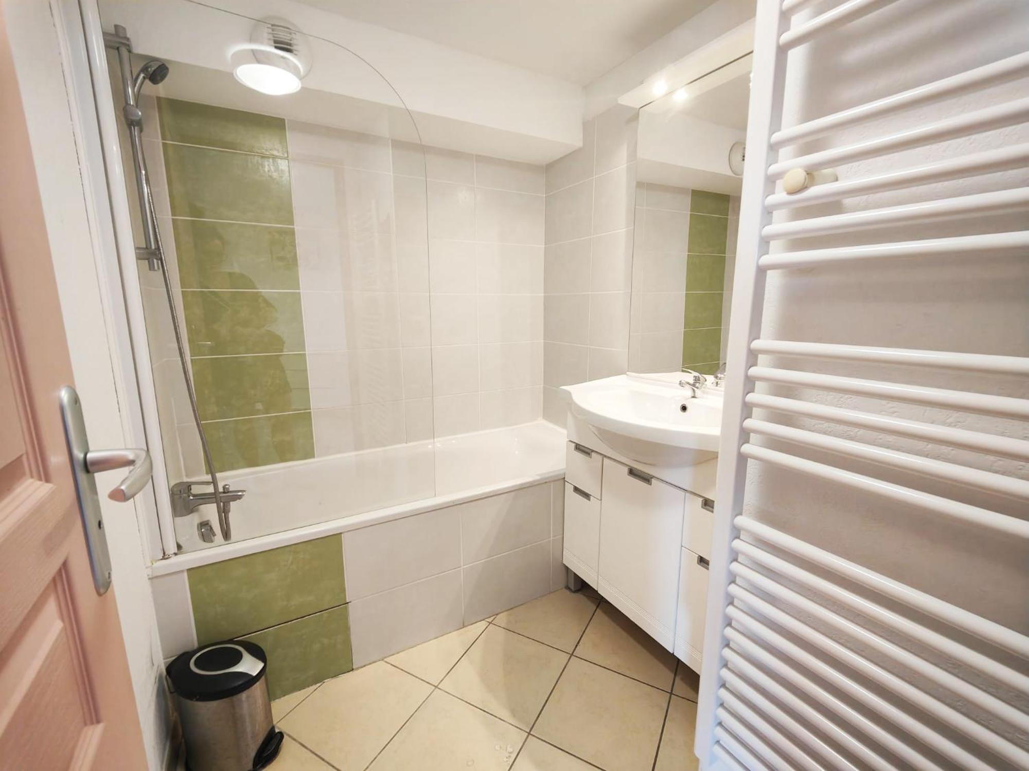 Le Manon Residence Hotel Signes Zewnętrze zdjęcie